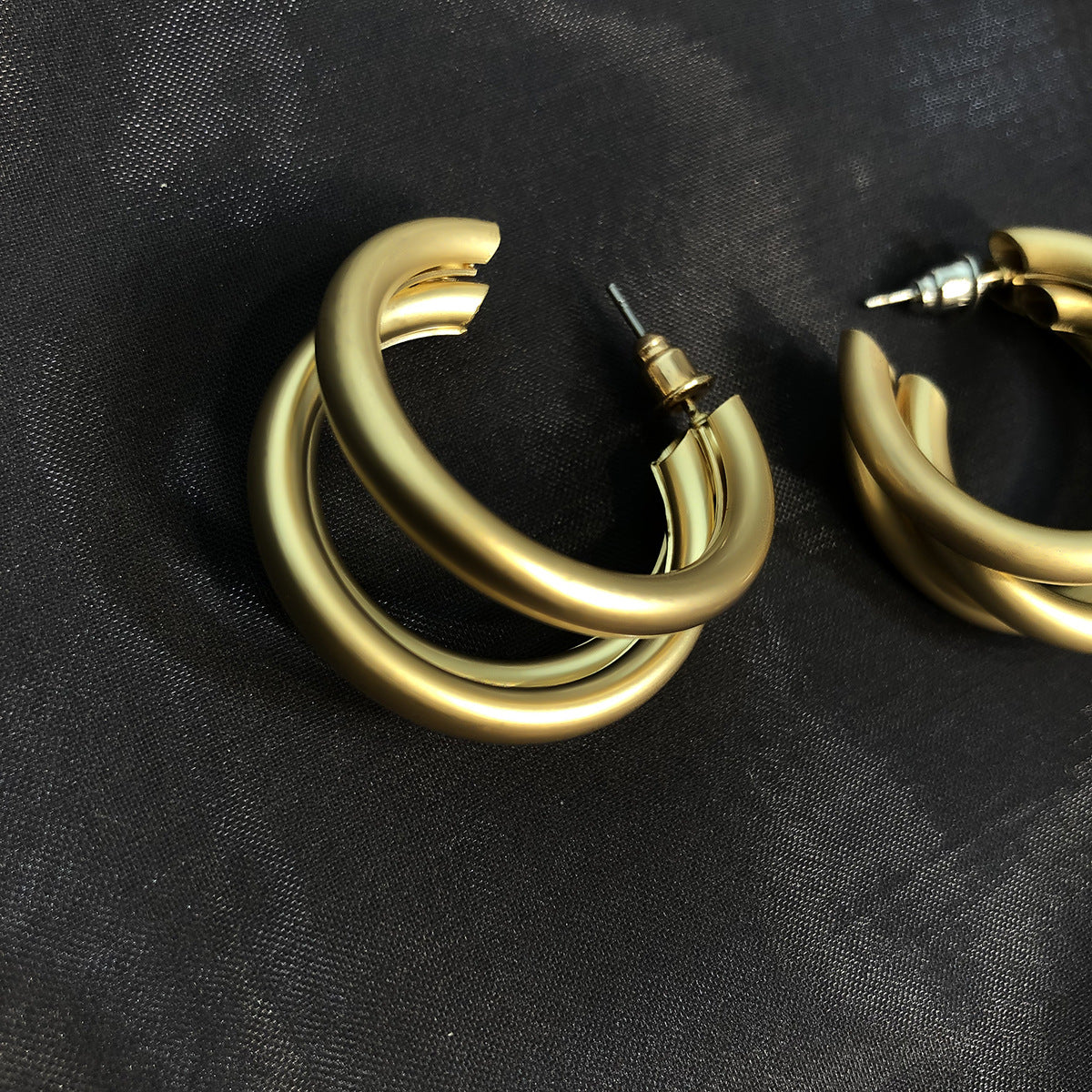 Women's Geometric Matte Earrings - Vintage Style