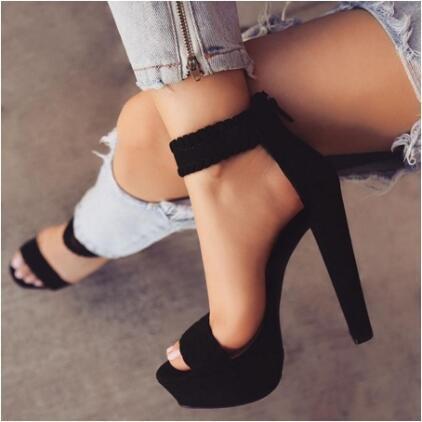 Fashionable Women's High Heels Sandals