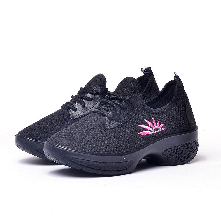 Casual Women's Sneakers/ Running Shoes
