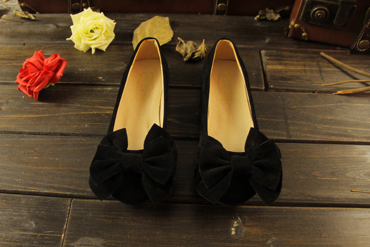 Women's Flat Loafers with Bow