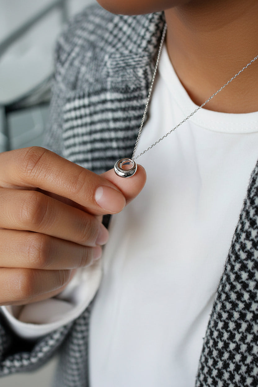 Minimalist Silver Circle Pendant Necklace