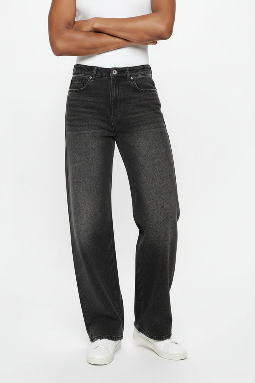 Retro Wide-Leg Denim