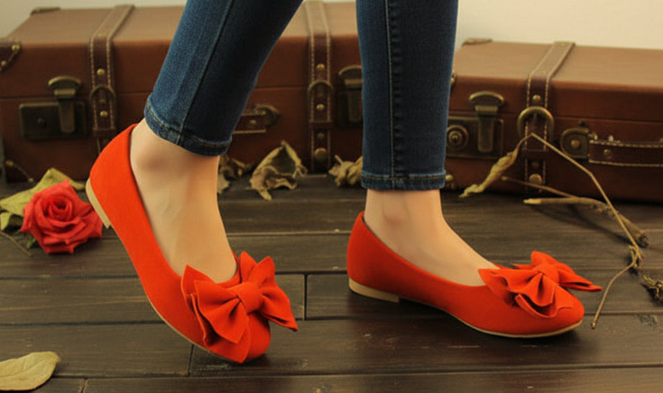 Women's Flat Loafers with Bow