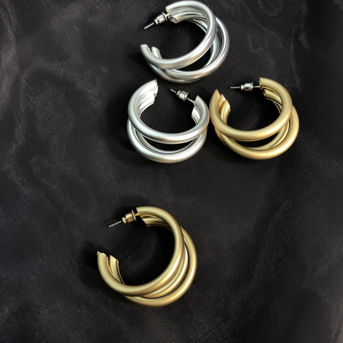 Women's Geometric Matte Earrings - Vintage Style