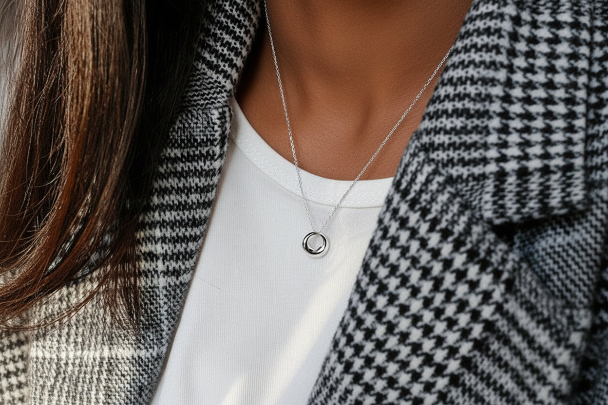 Minimalist Silver Circle Pendant Necklace